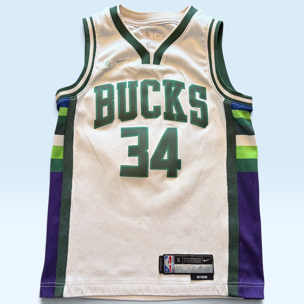 Milwaukee Bucks Jersey Youth Small White NBA Basketball Giannis Nike 34